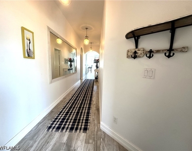 2880 Cypress Trace Circle - Photo Thumbnail 2
