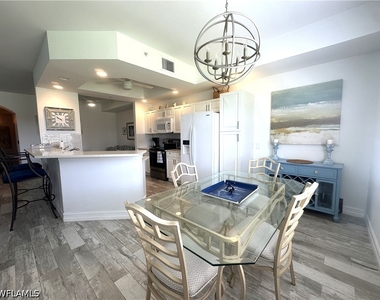 2880 Cypress Trace Circle - Photo Thumbnail 6