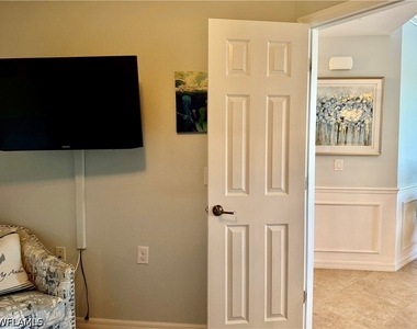 9514 Avellino Way - Photo Thumbnail 20