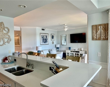 9514 Avellino Way - Photo Thumbnail 31