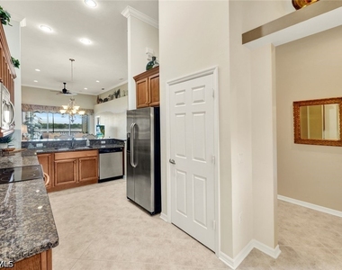 28436 Altessa Way - Photo Thumbnail 7