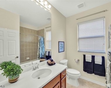 28436 Altessa Way - Photo Thumbnail 12