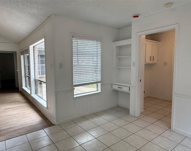 1847 Spruce Knob Drive - Photo Thumbnail 8