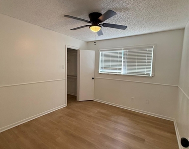 1847 Spruce Knob Drive - Photo Thumbnail 13