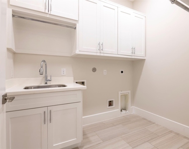 1507 Martin Street - Photo Thumbnail 42