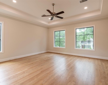 1507 Martin Street - Photo Thumbnail 32