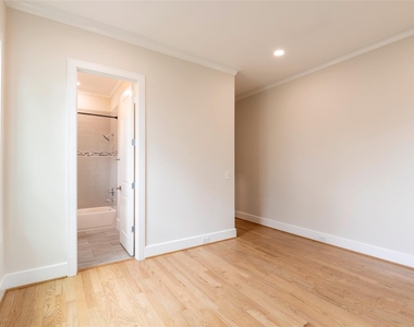 1507 Martin Street - Photo Thumbnail 38