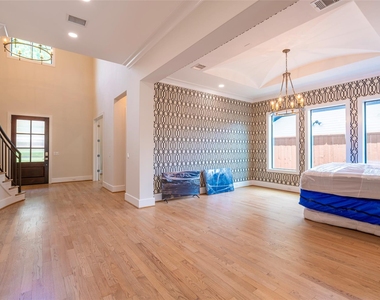 1507 Martin Street - Photo Thumbnail 21