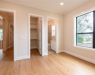 1507 Martin Street - Photo Thumbnail 35