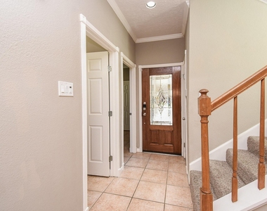 9400 Doliver Drive - Photo Thumbnail 6