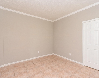 9400 Doliver Drive - Photo Thumbnail 36
