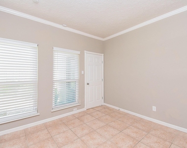 9400 Doliver Drive - Photo Thumbnail 35