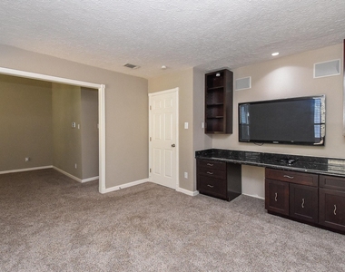 9400 Doliver Drive - Photo Thumbnail 22