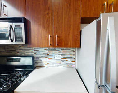 120 W. 21st - Photo Thumbnail 1