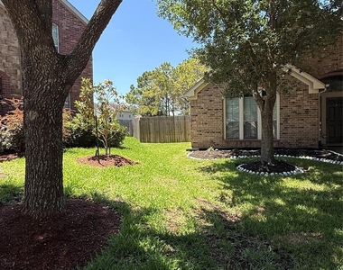 7418 Lakesage - Photo Thumbnail 1