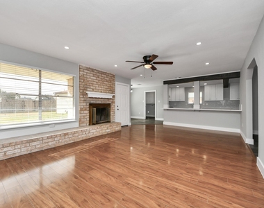 15423 Ridingwood Drive - Photo Thumbnail 21