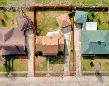 15423 Ridingwood Drive - Photo Thumbnail 40
