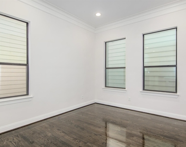 1508 Johnson Street - Photo Thumbnail 9