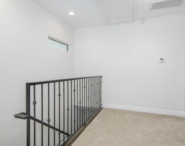 1508 Johnson Street - Photo Thumbnail 15