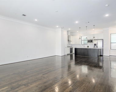 1508 Johnson Street - Photo Thumbnail 13
