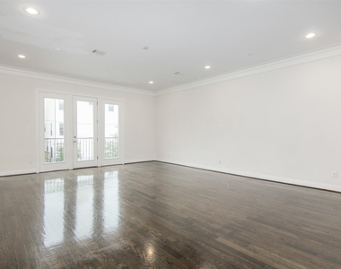 1508 Johnson Street - Photo Thumbnail 10