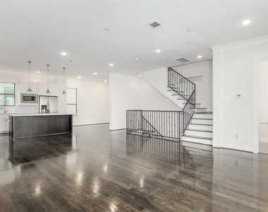 1508 Johnson Street - Photo Thumbnail 12