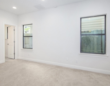 1508 Johnson Street - Photo Thumbnail 4