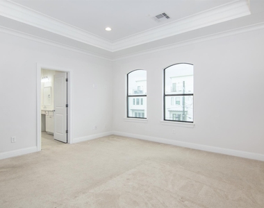 1508 Johnson Street - Photo Thumbnail 18