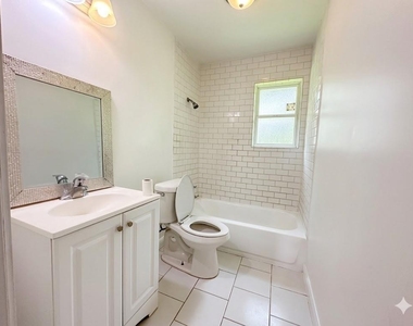 3507 Goodhope Street - Photo Thumbnail 5