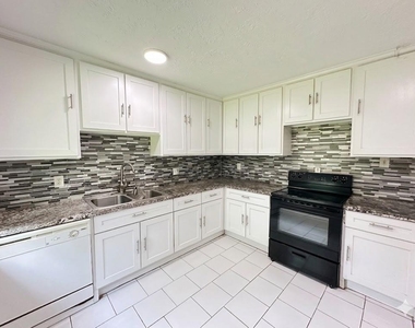 3507 Goodhope Street - Photo Thumbnail 4
