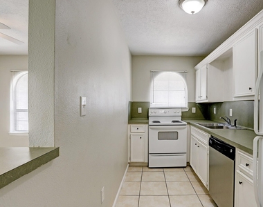 330 6th Street - Photo Thumbnail 4
