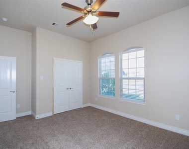5607 S Denham Ridge Lane - Photo Thumbnail 27