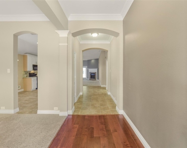 13715 Cypresswood Crossing Boulevard - Photo Thumbnail 2