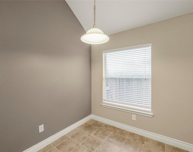 13715 Cypresswood Crossing Boulevard - Photo Thumbnail 8
