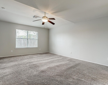 223 Sunset Colony Drive - Photo Thumbnail 14