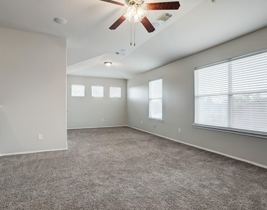 223 Sunset Colony Drive - Photo Thumbnail 23