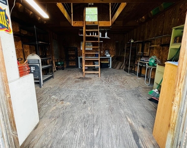 13421 Utica Street - Photo Thumbnail 33