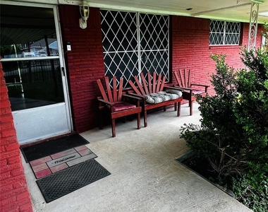 13421 Utica Street - Photo Thumbnail 22