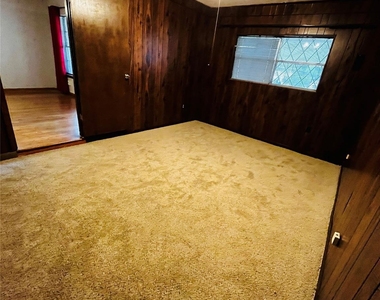 13421 Utica Street - Photo Thumbnail 11