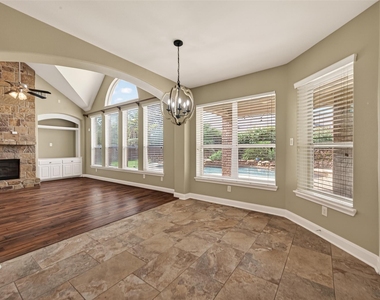 28602 Hayden Park Drive - Photo Thumbnail 10