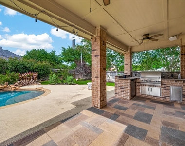 28602 Hayden Park Drive - Photo Thumbnail 38