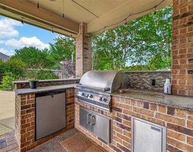 28602 Hayden Park Drive - Photo Thumbnail 36
