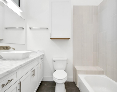 732 W 22nd Street - Photo Thumbnail 23