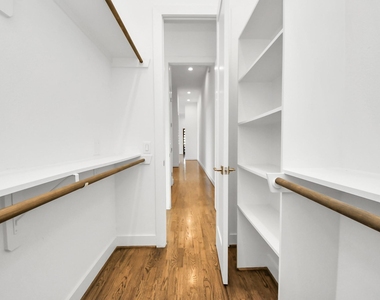732 W 22nd Street - Photo Thumbnail 19
