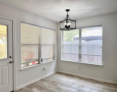 3226 Candlepine Drive - Photo Thumbnail 15