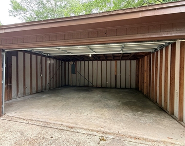 3206 Cascade Creek Drive - Photo Thumbnail 36