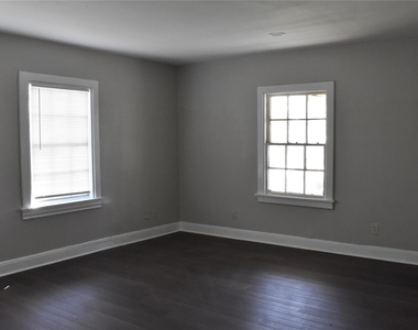8113 Bigwood Street - Photo Thumbnail 10