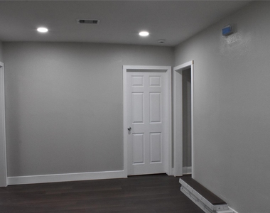 8113 Bigwood Street - Photo Thumbnail 5