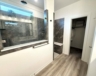 1301 Tan Gable Ln - Photo Thumbnail 17
