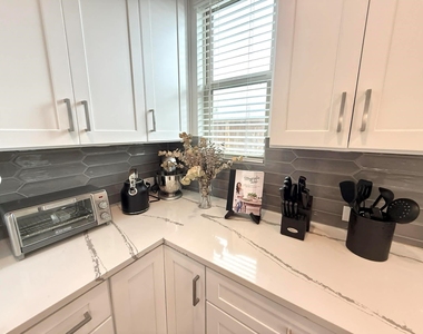 1301 Tan Gable Ln - Photo Thumbnail 10